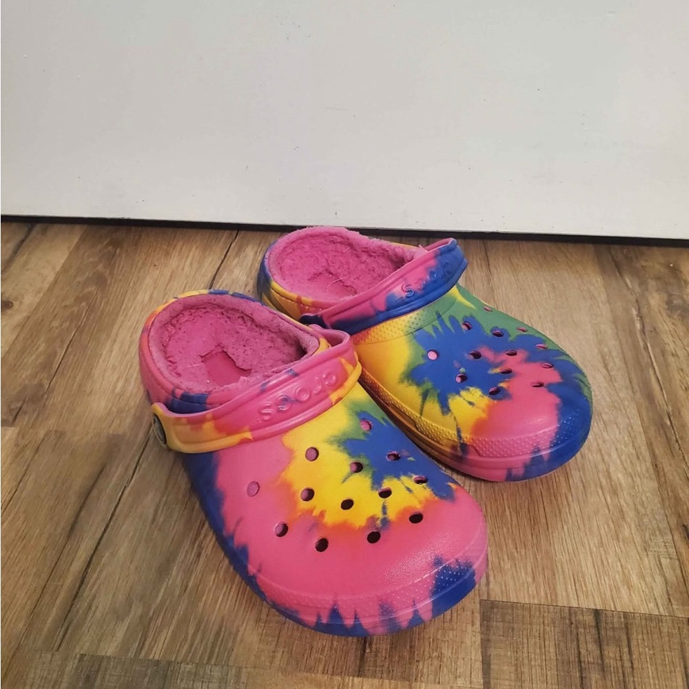 CROCS Kids Tie-Dye Sandals - Pink, Yellow, Blue